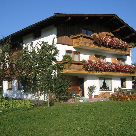 Gaestehaus Gruenbacher Kössen Buitenkant foto