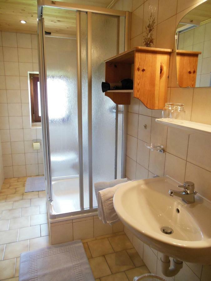 Gaestehaus Gruenbacher Kössen Buitenkant foto
