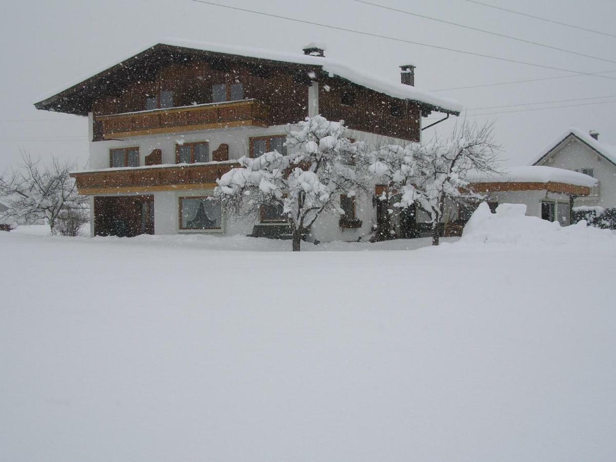 Gaestehaus Gruenbacher Kössen Buitenkant foto