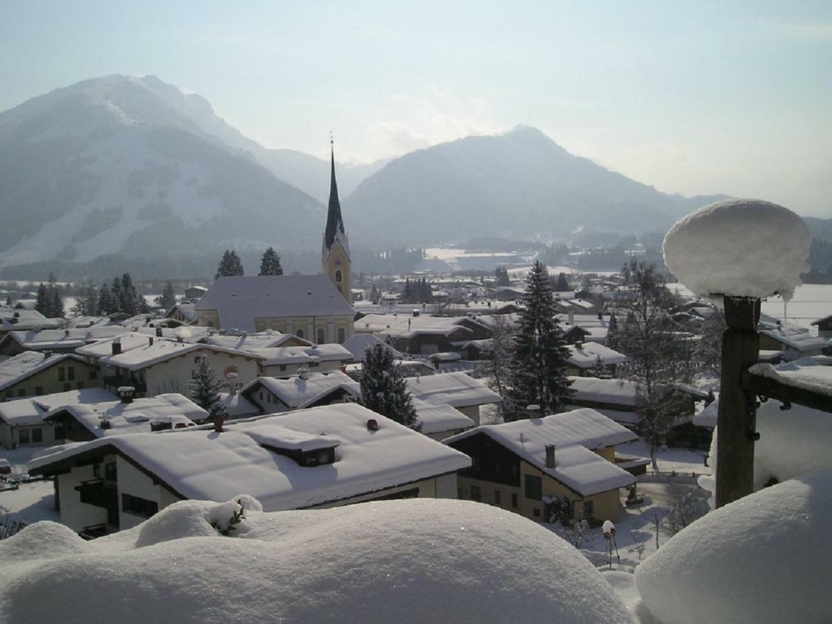 Gaestehaus Gruenbacher Appartement Kössen Buitenkant foto